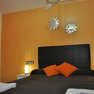 hostal-el-celler-del-raco.catalonia-hotels.com/