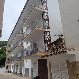 malva-hostel.catalonia-hotels.com/